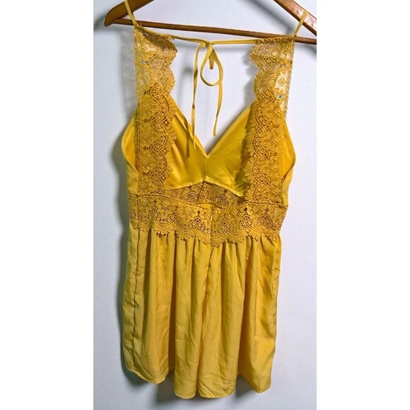 Love Tree Yellow Lace Babydoll Top M NWT Halter Tie Cottagecore Fairycore Boho - Picture 2 of 4